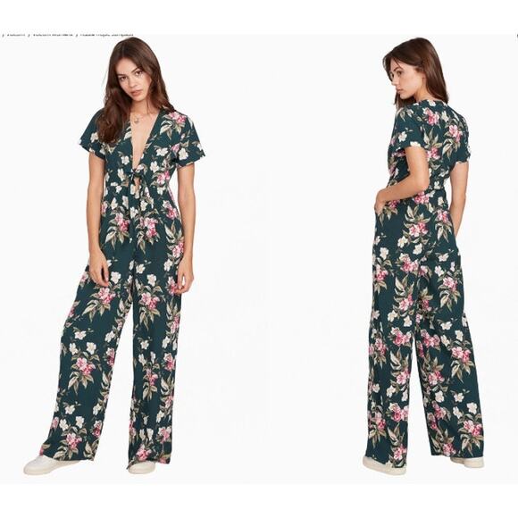 New NWT Volcom Haute Tropic Wide Leg Floral Jumpsuit Size Medium - Picture 2 of 12